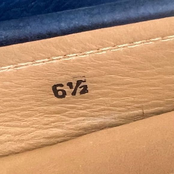 Tod's Wonen’s Blue Leather Gommino Driving Loafers Size 6 1/2 - Picture 11 of 13